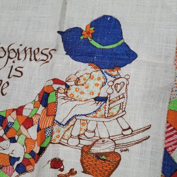 Vintage "Happiness is Love" Patchwork Border Tea Towel, 12.5X15.5 - Picture 2 of 6